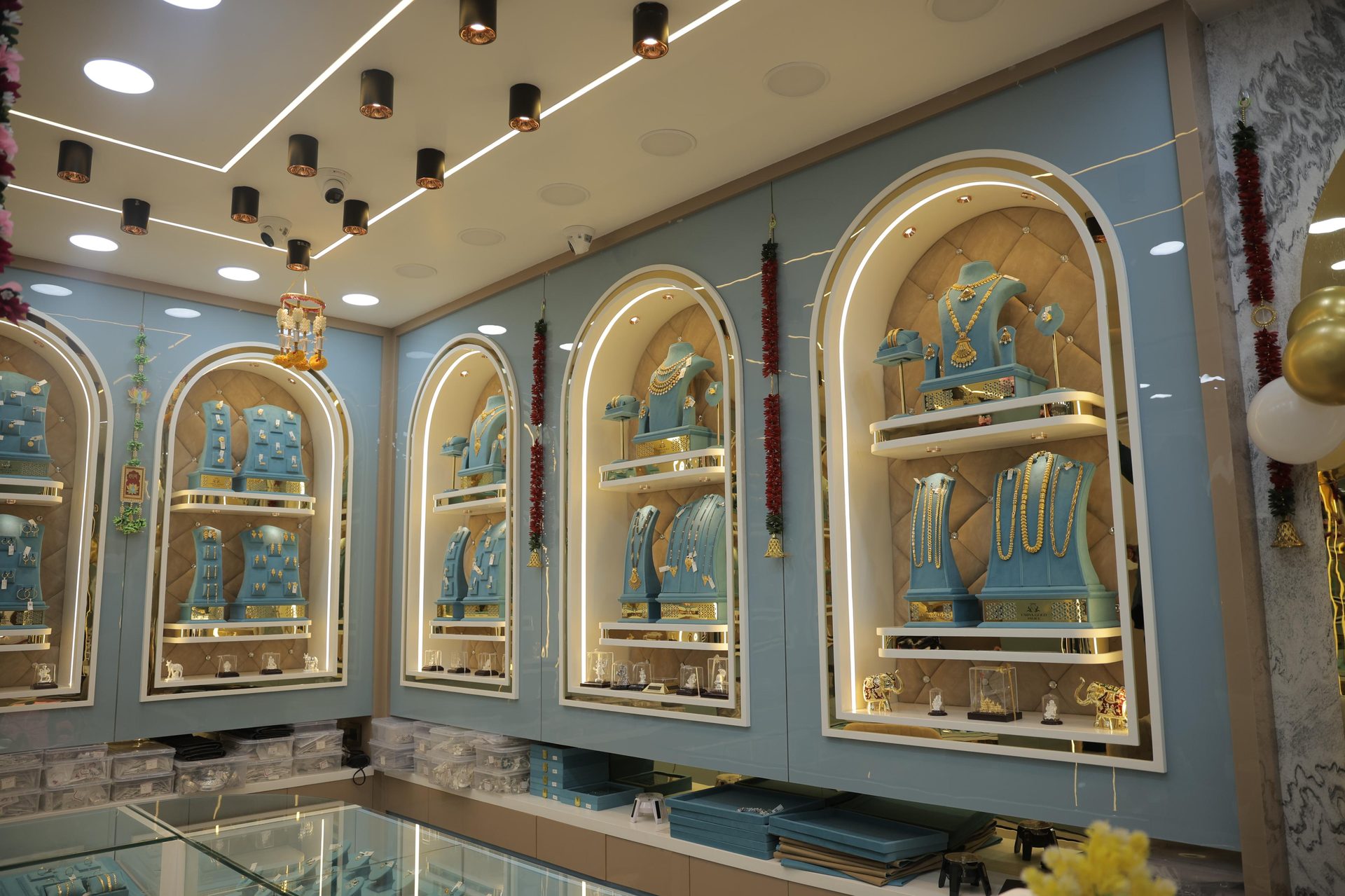 Jewellery display wall inside Umiya Gold Palace