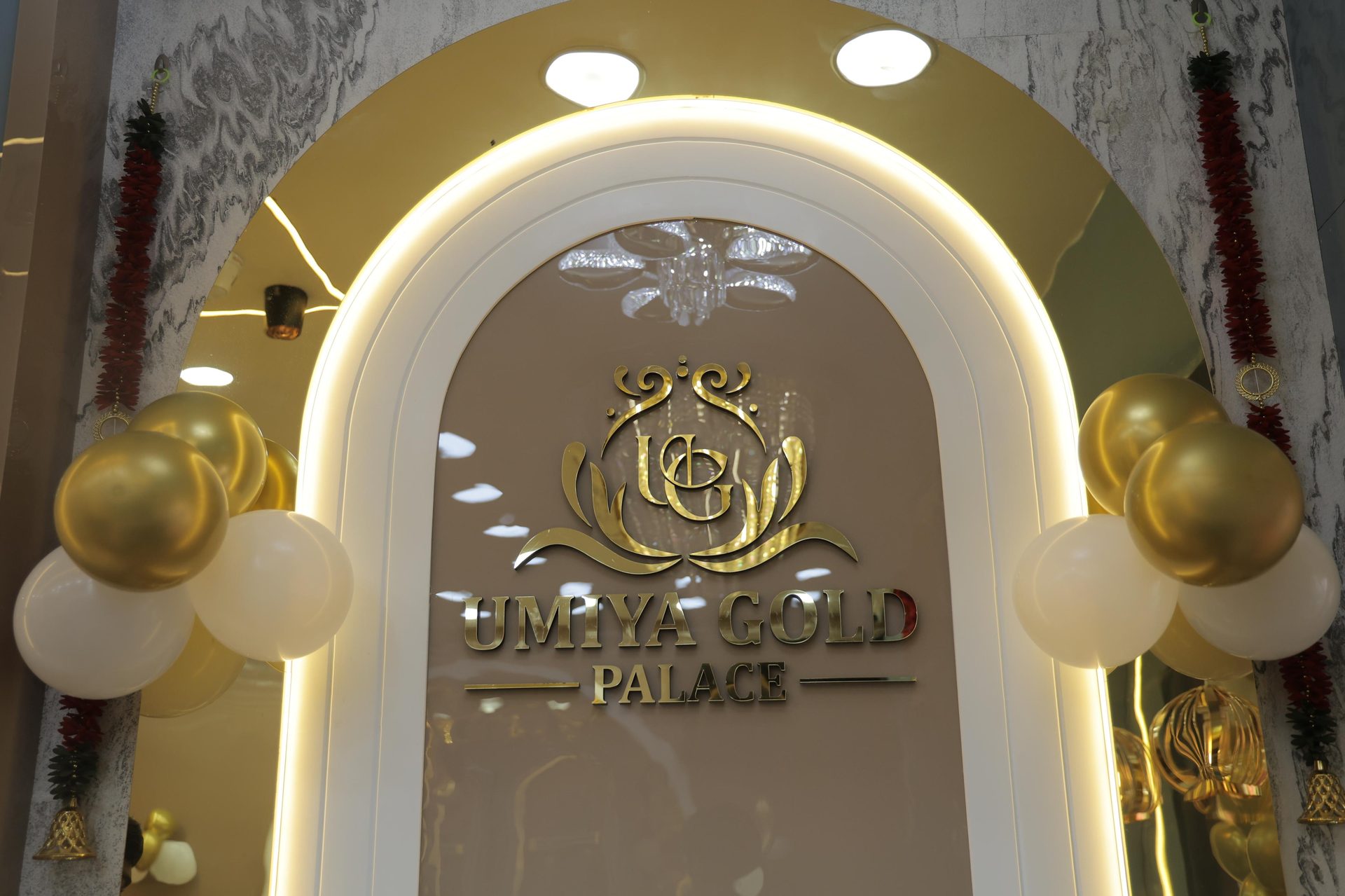 Umiya Gold Palace showroom storefront entrance